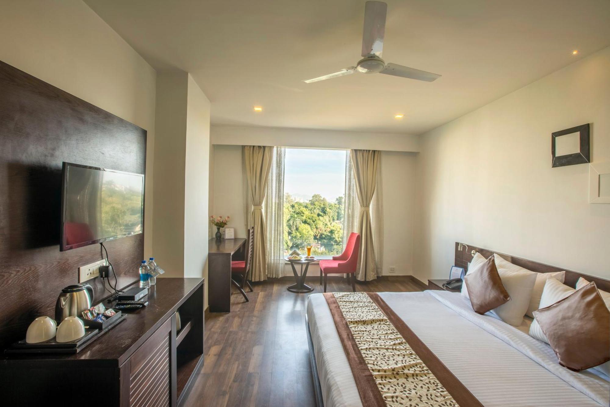 Vesta Grand Central Udaipur Exteriör bild