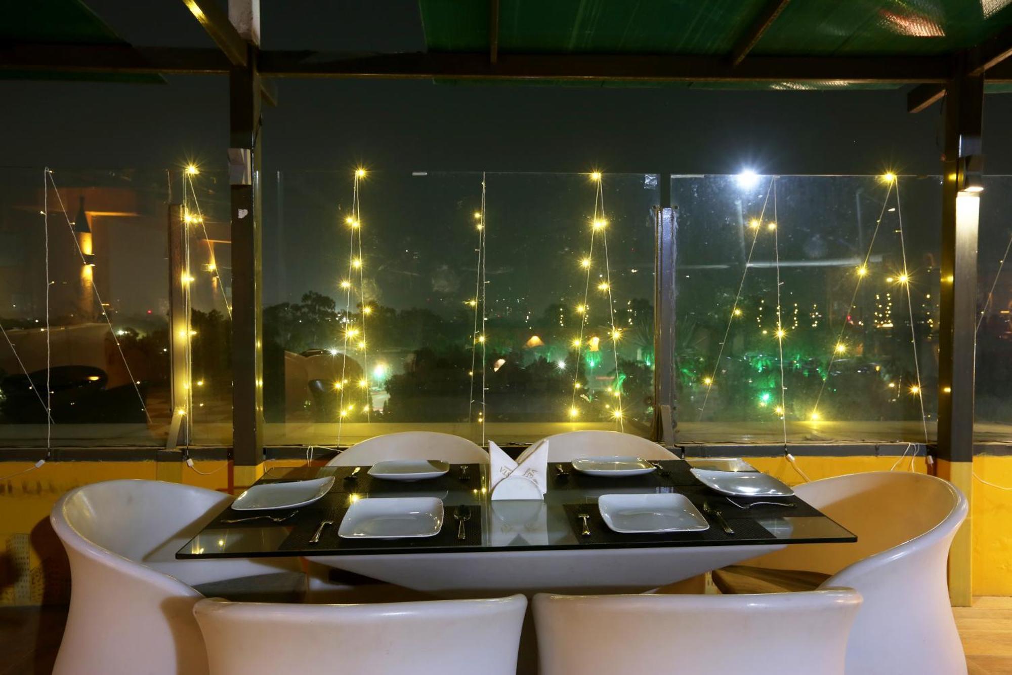 Vesta Grand Central Udaipur Exteriör bild